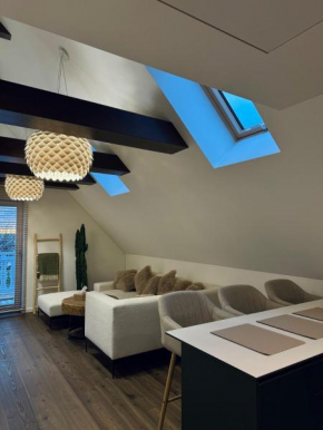 Apartamentai ant marių kranto, Nida